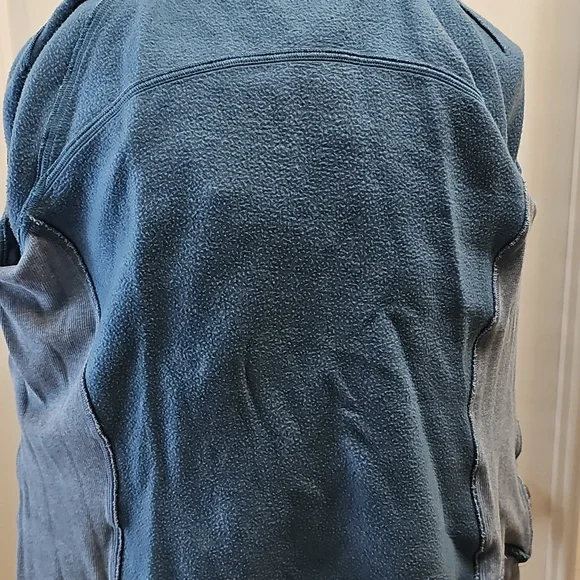 315. Lululemon Scuba Hoodie - Picture 8 of 10